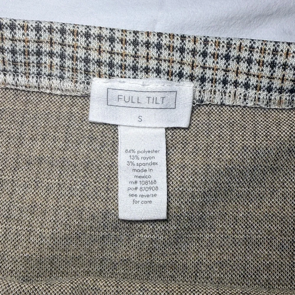 Full Tilt Women’s Stretch Mini Skirt Size Small NWOT